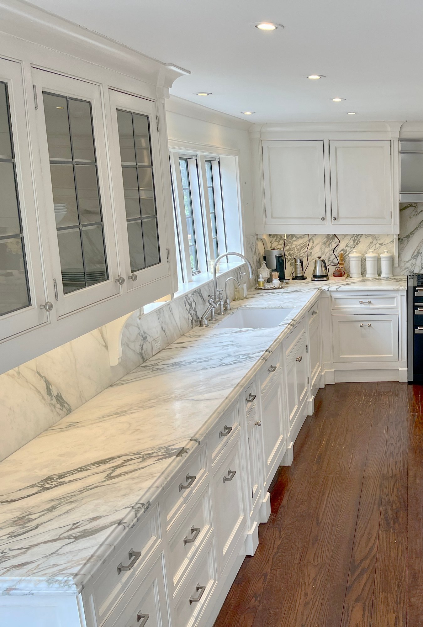 An L-Shaped Group Of Custom Lower Cabinets - Stunning Calacatta Monet Marble  Counters - Delivery Available #40772202 | Auctionninja.com