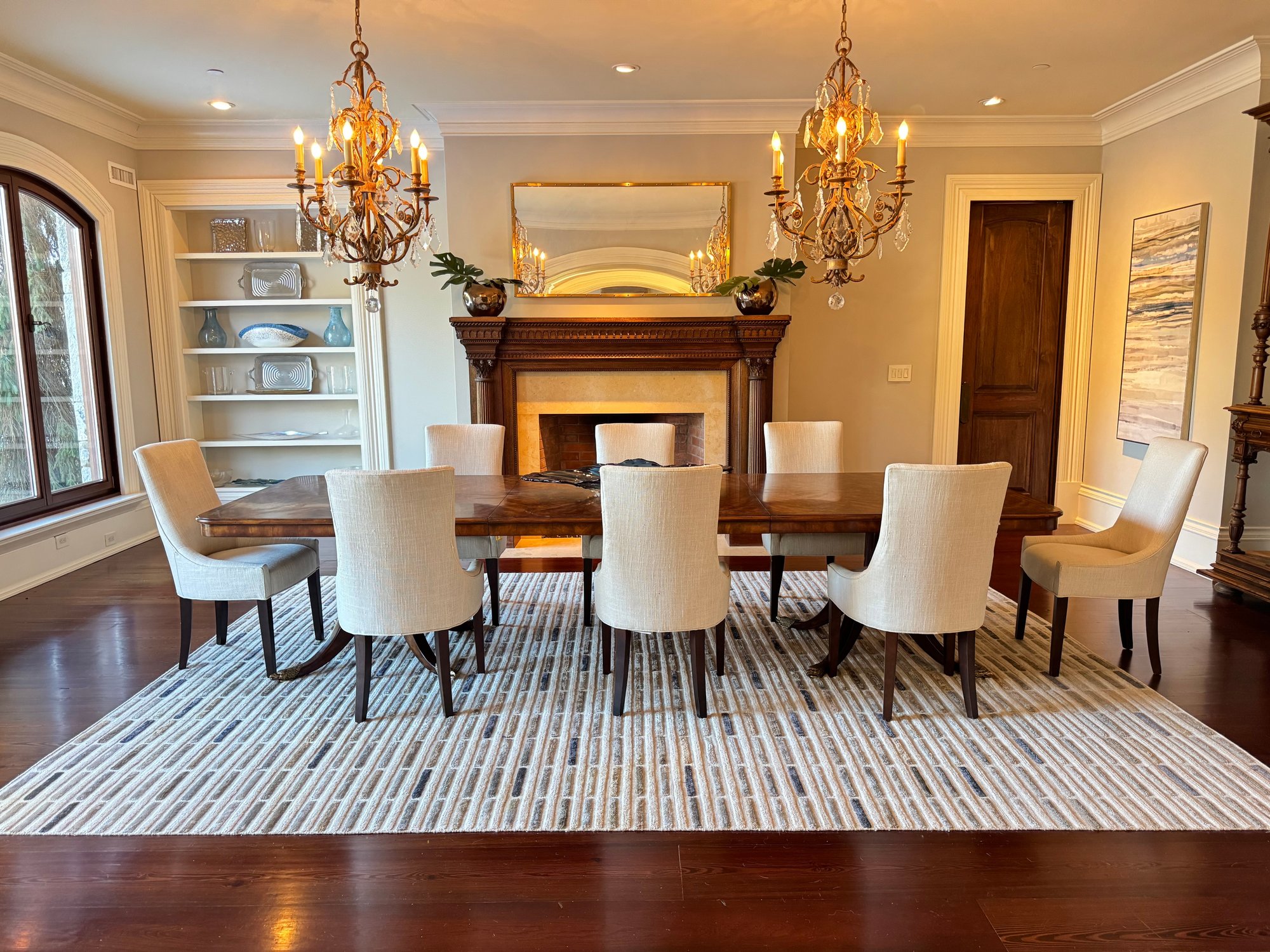 Beautiful Double Pedestal Dining Table With Two Leaves & Eagle Head ...