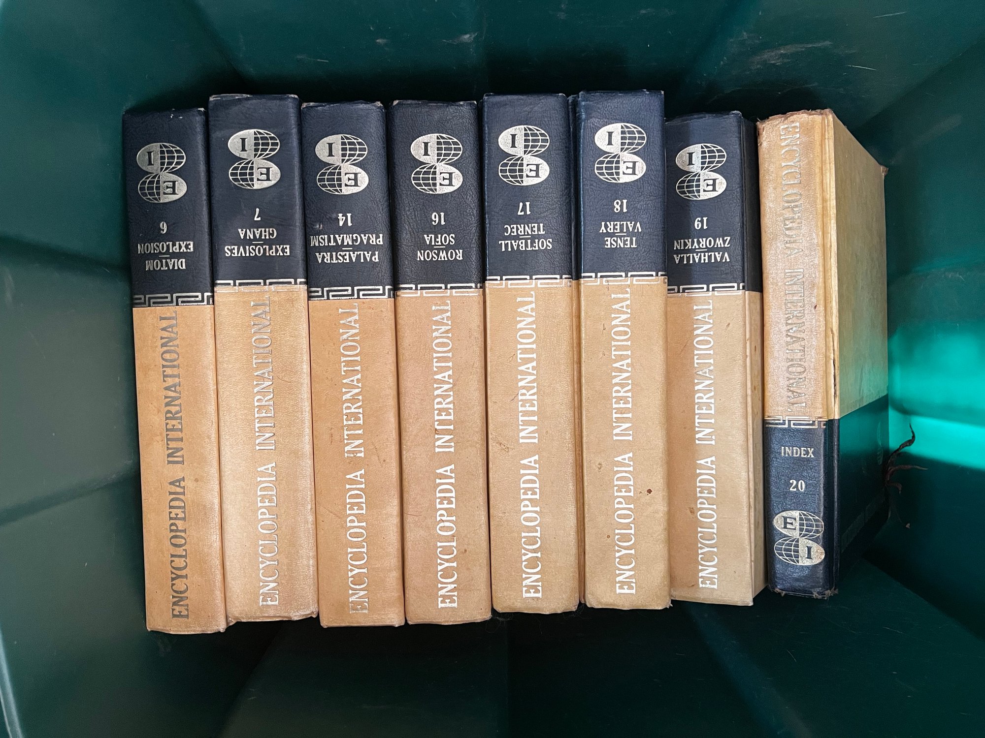 ☆レトロ!洋書!GROLIER UNIVERSAL ENCYCLOPEDIA 英語百科事典 1