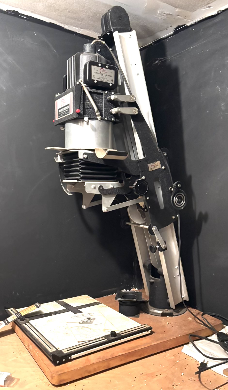 A Vintage Simmon-Omega Variable Condensor - Photography Equipment ...