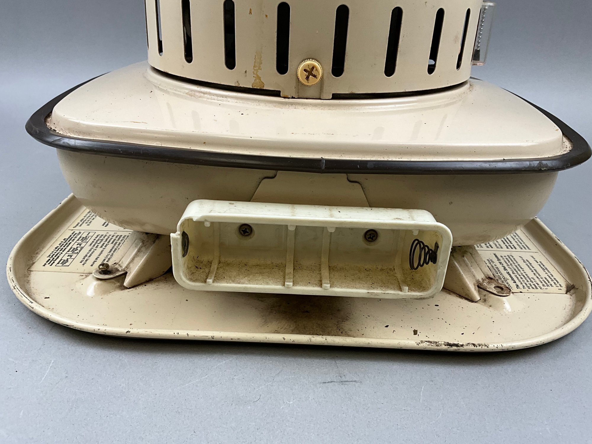 Corona 12-DK Portable Kerosene Heater #2097725 | Auctionninja.com