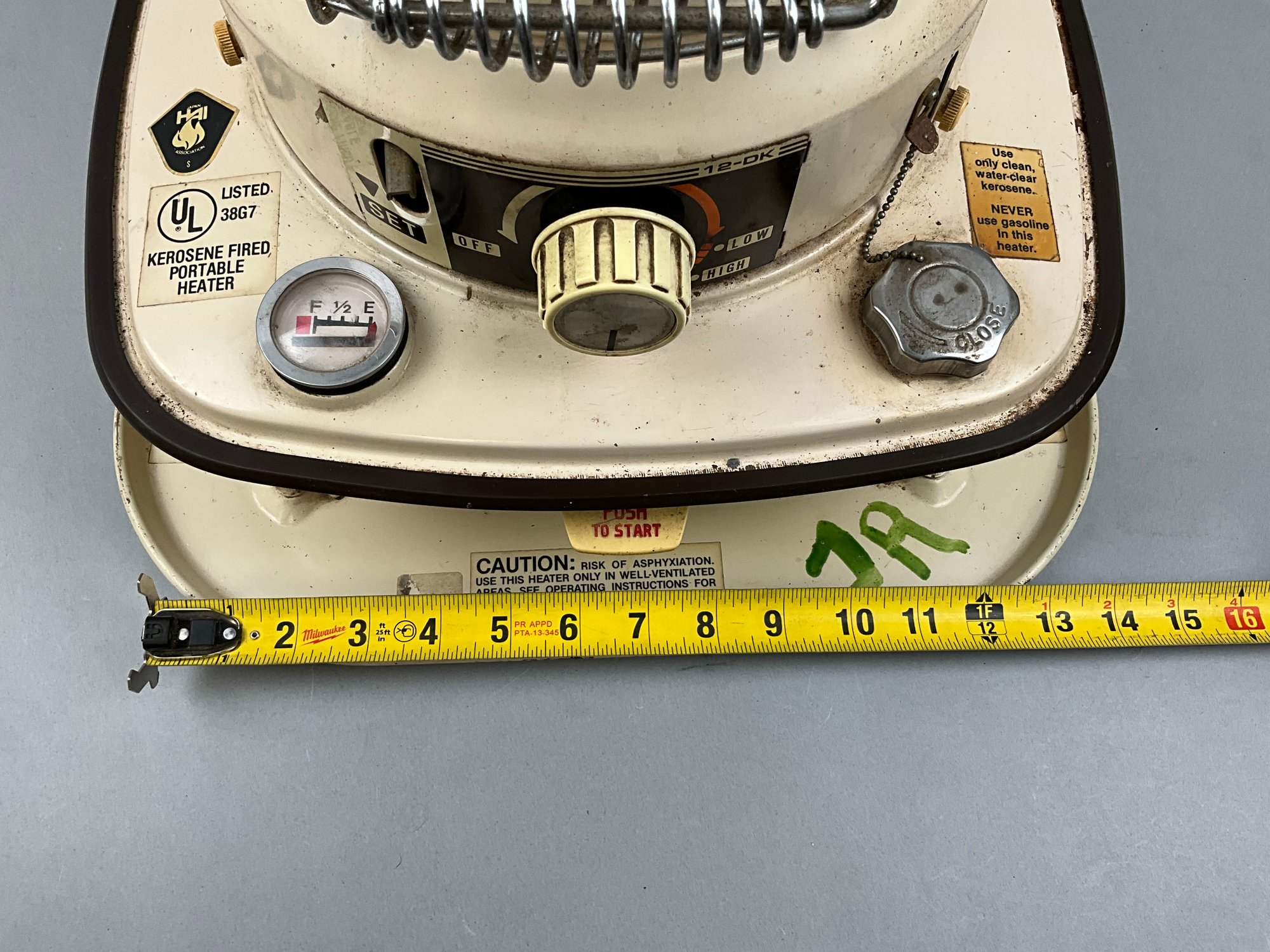 Corona 12-DK Portable Kerosene Heater #2097725 | Auctionninja.com