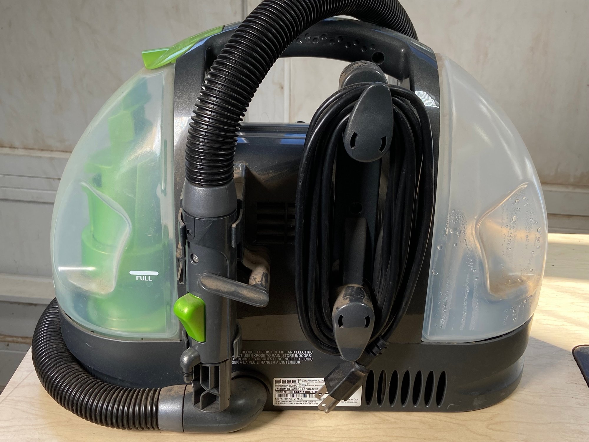 Awesome BISSELL BarkBath Portable Dog Bath Only Used Handful Of