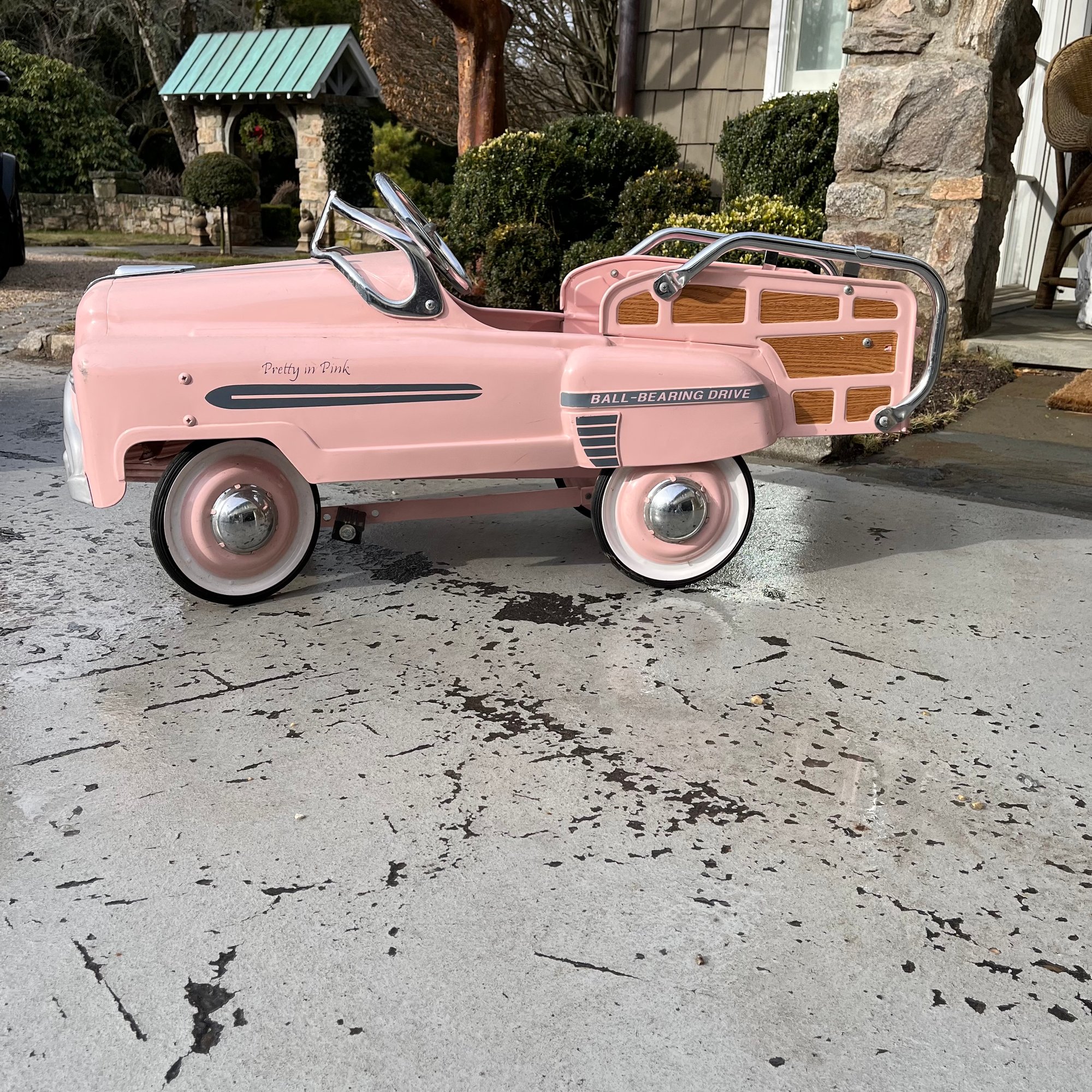Pretty In Pink Woody Station Wagon Childrens Pedal Car #40682710 - Main Image