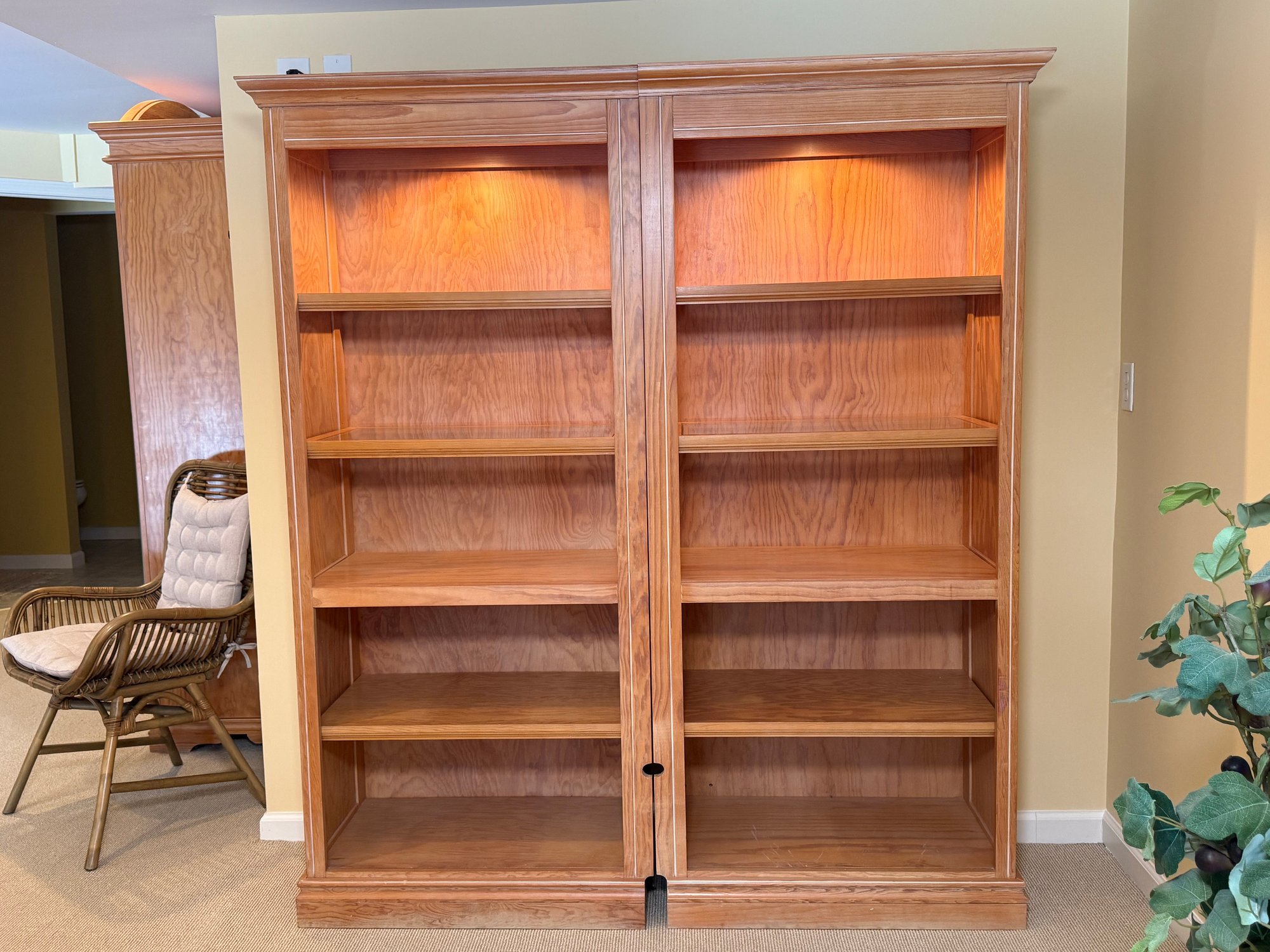 Large Traditional Wooden Bookcases With Crown Molding #40874463 ...