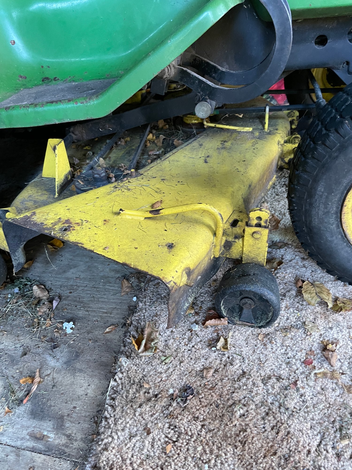 John Deere 318 Riding Lawn Mower With A 48