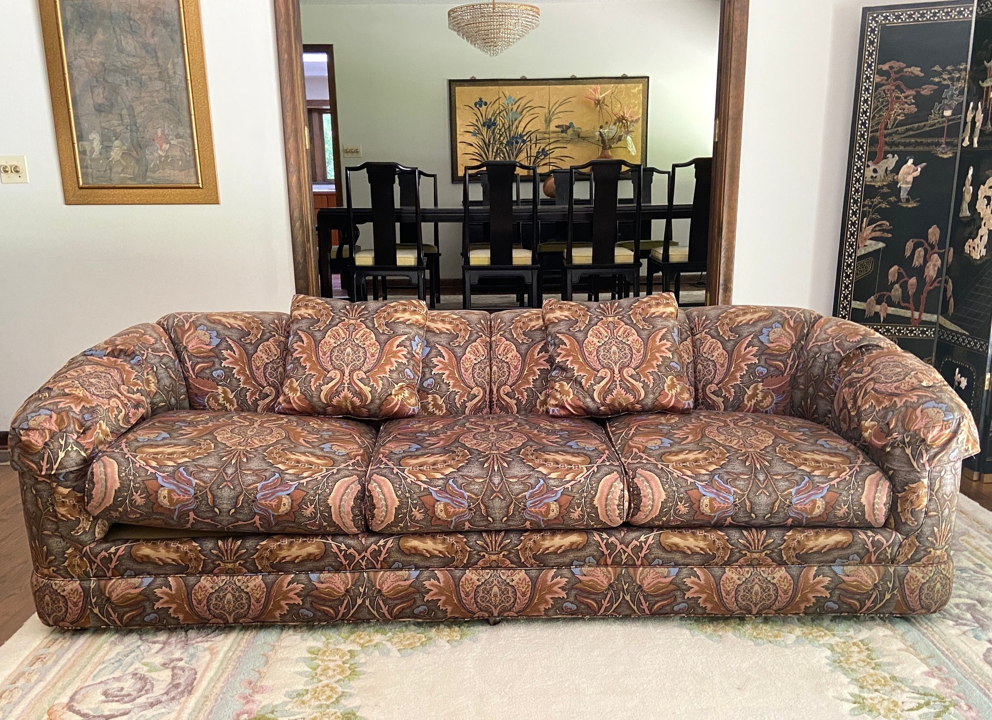 Vintage Henredon Sofa #1592527 | Auctionninja.com