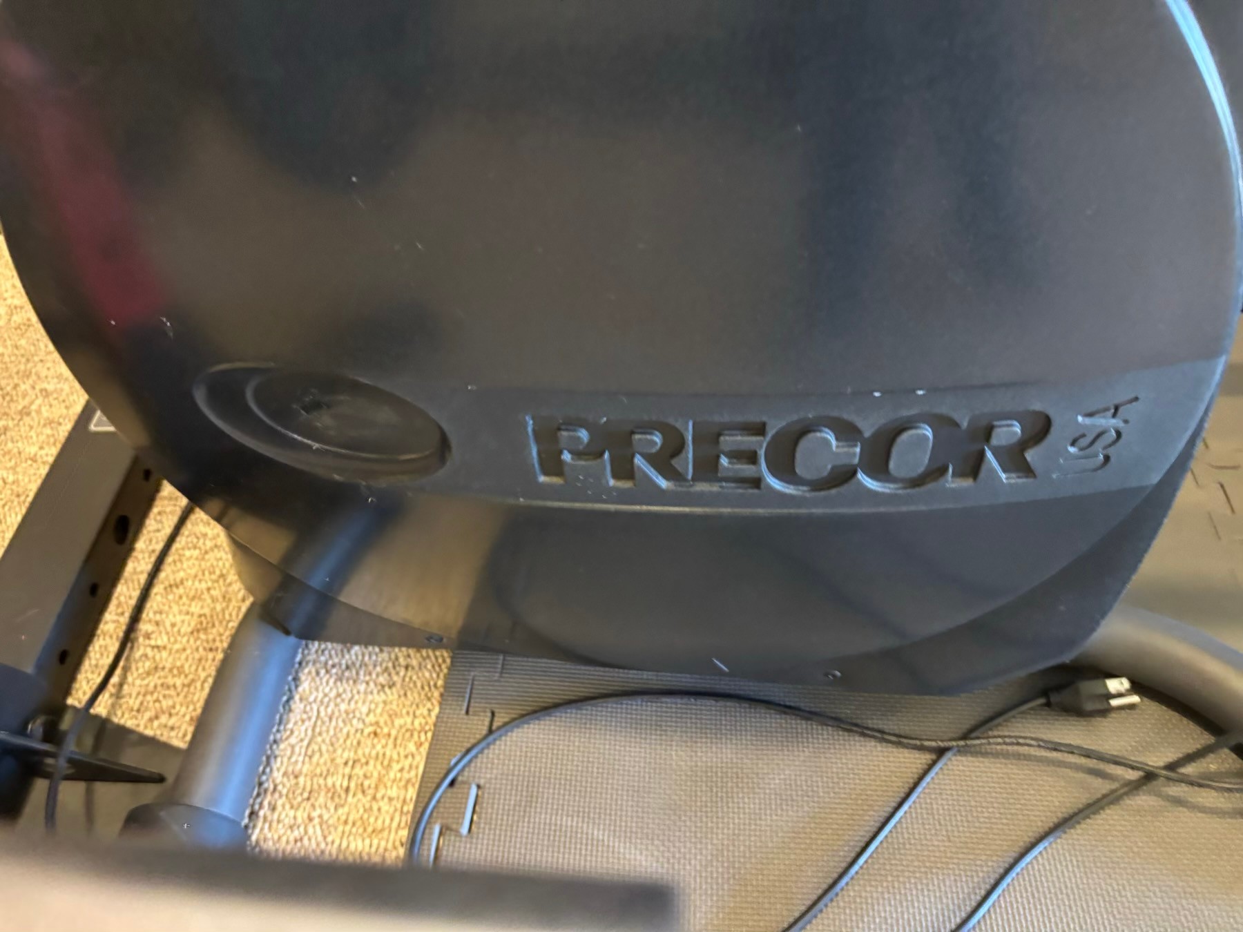 A Precor Elliptical EFX 5.21si #2312252 | Auctionninja.com