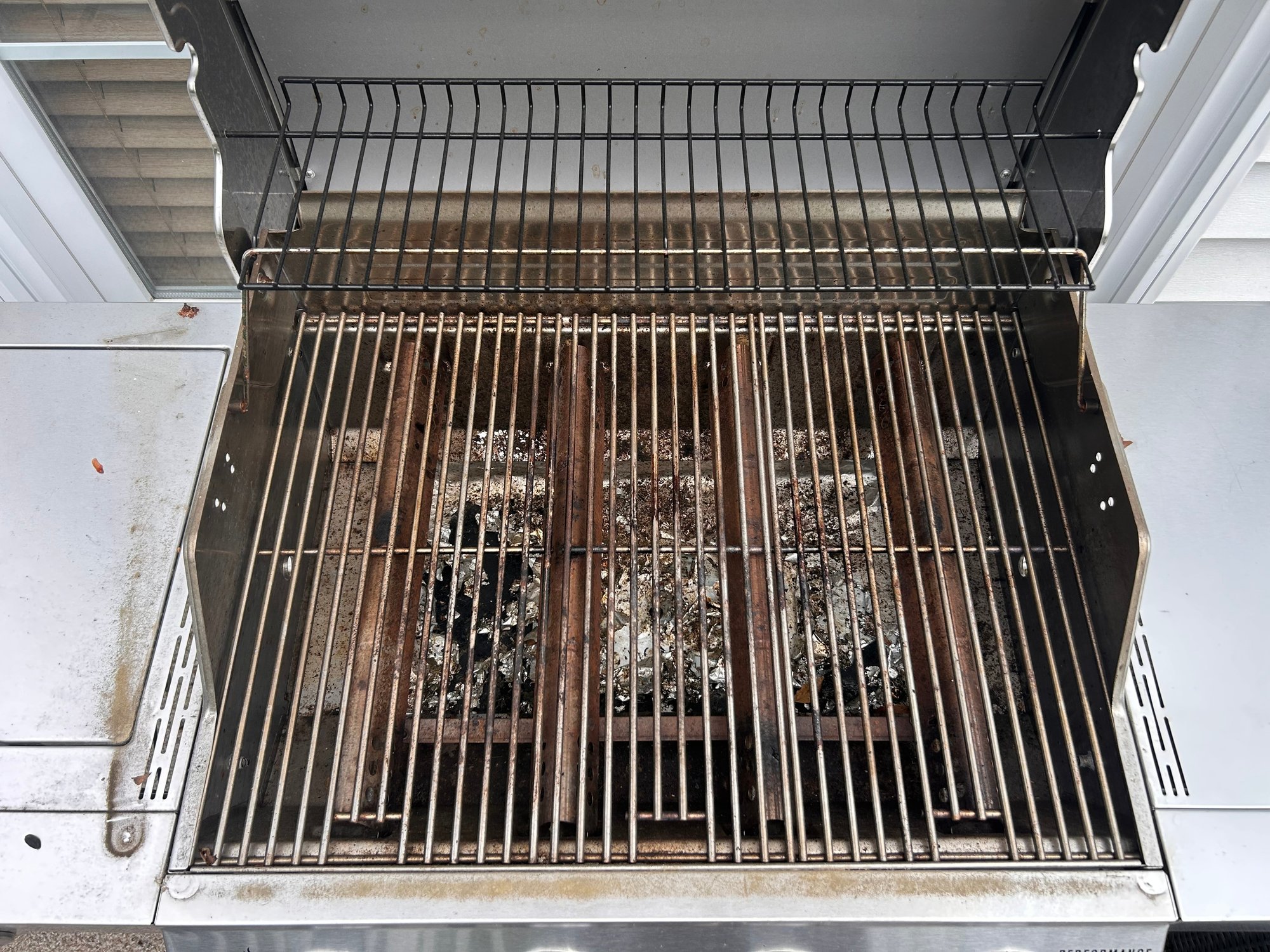 Charbroil Performance Series Stainless Steel Grill With Propane Tank ...