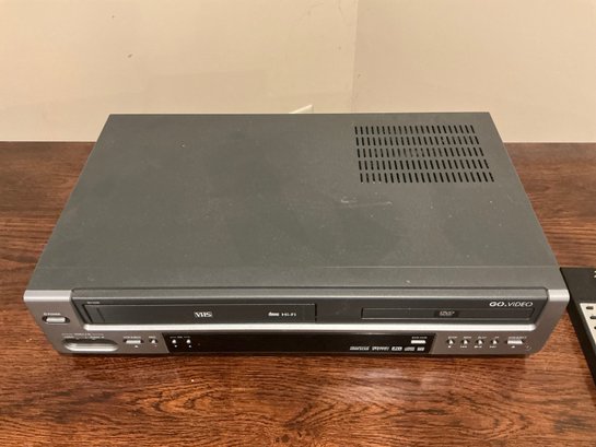 Vintage 1980's Zenith Space Command Model #SD5535G Console Color
