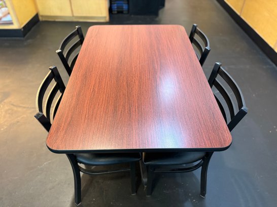 #5 Set Of Restaurant-style Table And 4 Chair #2281188 | Auctionninja.com