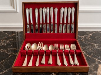 Lunt Sterling Silver Flatware In William And Mary Pattern ~ Service For Twelve With Felted Walnut Chest