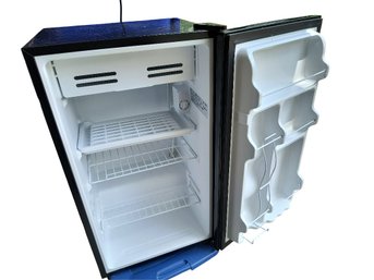 Mini Fridge/refrigerator With Ice Tray - Never Used