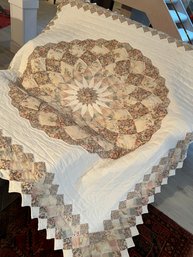Handmade Dahlia Or Star Pattern Quilt