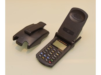 Motorola Li-Ion Flip Phone