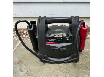 Schumacher 600 AMP Instant Power Battery Charger