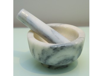 White Marble Mortar And Pestle Set With Gray Accents