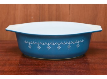 Vintage Pyrex Snowflake Blue Garland Oval Casserole Dish