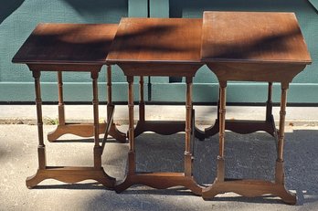 Regency Style Cherry Wood Nesting Table Set (3 Pieces