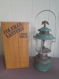 Vintage Coleman 220 Kerosene Lantern