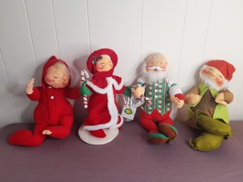 Annalee Mr. & Mrs. Claus & Elves Lot #5