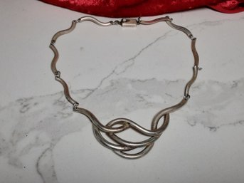 Gorgeous Sterling Silver Necklace  37.05g