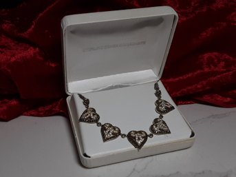 Beautiful Sterling Silver Heart Necklace 18.51g