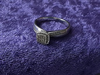 Sterling  Silver Crystal Ring Size 7.52.83g