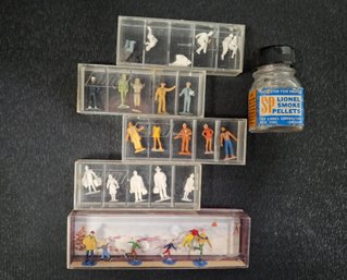 HO Train Gauge Figures & Lionel Smoke Pellets