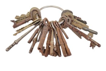 Vintage & Antique Keys - Skeleton Keys, Yale, Francis Kiel & More