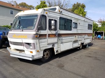 1987 Tiffin Allegro 32 FT Motorhome 42k Miles Tiny Home Camper - Bridgeport, CT Pick Up By Appointment
