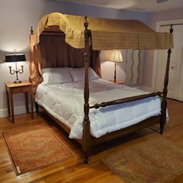 Queen Size Wood Four- Poster Canopy Bed With 2 Sets Of Canopy & Window Curtains Linen Included   UBR2