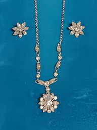 Pretty Sterling Silver Vintage Matching Jewelry Set Of Sparkling Facets - Necklace & Earrings & Box  RC/A3