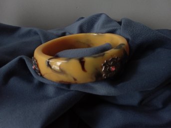 Vintage Marbled Butterscotch Bakelite Bangle Bracelet