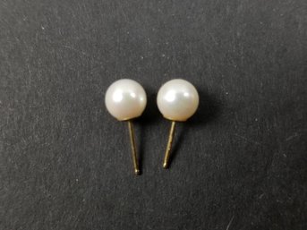 Pair Of 14K Yellow Gold Pearl Stud Earrings
