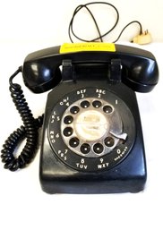 Vintage Western Electric 500 Rotary Phone - Classic 1960s Black Bell System Desk Telephone