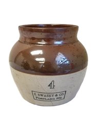 Vintage #4 E. Swasey & Co. Two-tone Stoneware Bean Pot With Handle