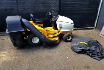 Cub Cadet Riding Lawn Mower - Model HDS 2155