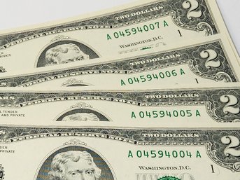 4 Crispy Uncirculated 2003  $2 Dollar  Consecutive Number Bills / Reserve Notes