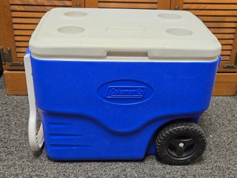 Coleman 40-quart Wheeled Cooler With Cupholders