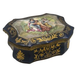 Exquisite 19th C Sevres-Style French Porcelain Gilt Trinket Box With Hand-Painted Romantic Scene
