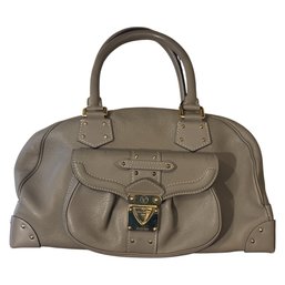Authentic Louis Vuitton Suhali 'Le Superbe' Verone Gray Goatskin Leather Satchel- Circa 2007