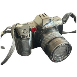 Minolta Maxxum 7000i 35mm Autofocus SLR Camera With 3580mm AF Zoom Lens