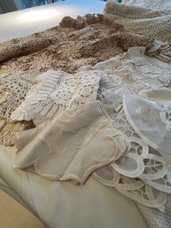 Lace, Doilies, Table Cloths, Table Runners, Mixed Lace Lot