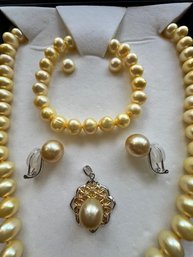 Tahitian Large 8-12 Mm Cream Colored Pearls, With Extra Earrings And Necklace, Beautiful!