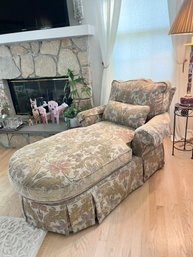 Bassett Upholstered Chaise Lounge