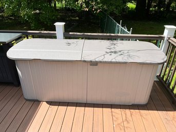 Suncast Plastic Cushion Storage