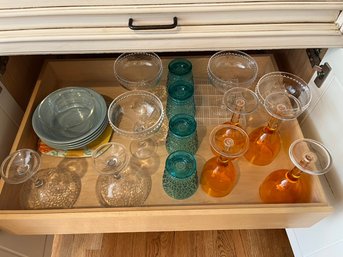 Outdoor Plastic Margarita, Wine & Water Glasses, Bowls & Plate