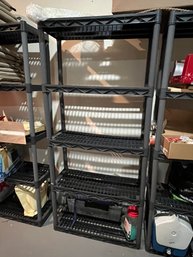 4 Plastic Shelves
