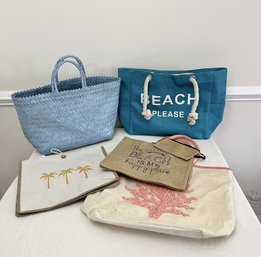 5 Lightweight Beach Totes
